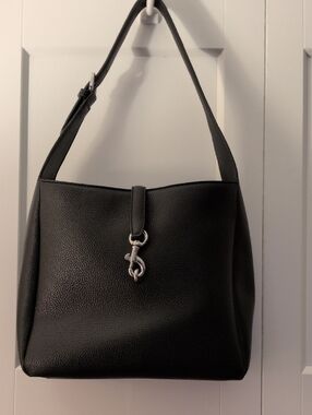 DKNY Classic Black Shoulder Tote Bag in Pristine Condition